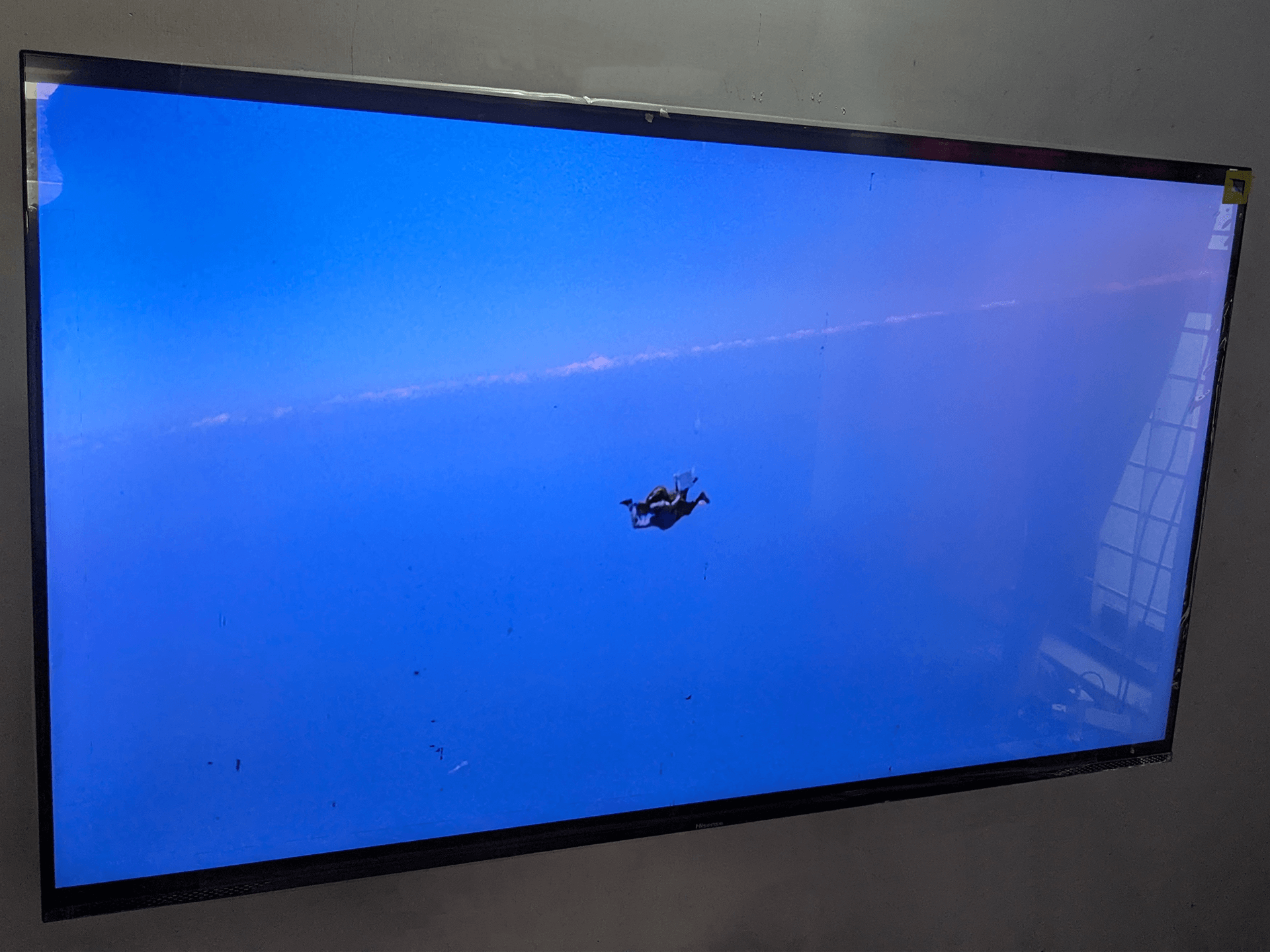 Hisense Tornado E7K Pro QLED Gaming TV has a VA QLED panel with 400 nits brightness with good viewing angles